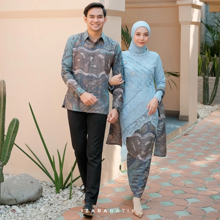 COUPLE KEBAYA